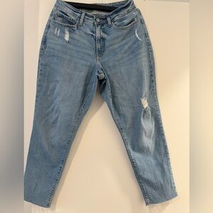 Old Navy High-Waisted O.G. Straight Cut-Off Jeans NWT  Women